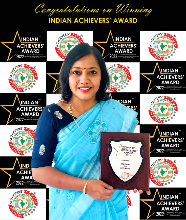Viji with her Women's Excellence Award, 2022